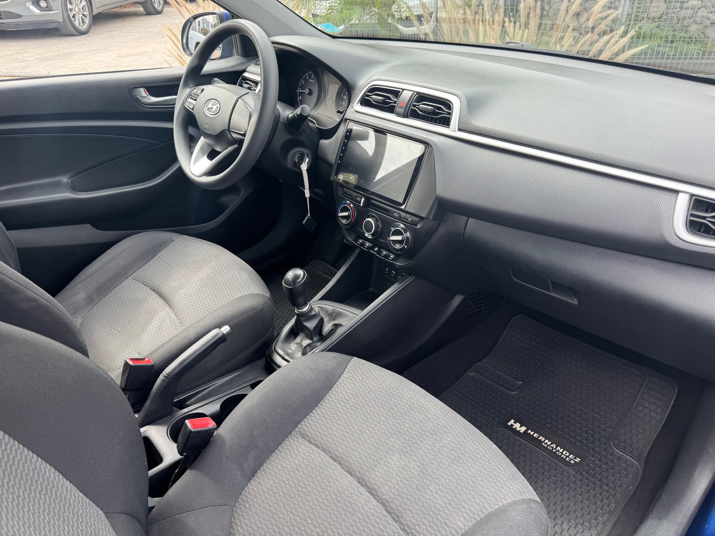 VENDIDO - HYUNDAI VERNA 1.5 FULL 2022