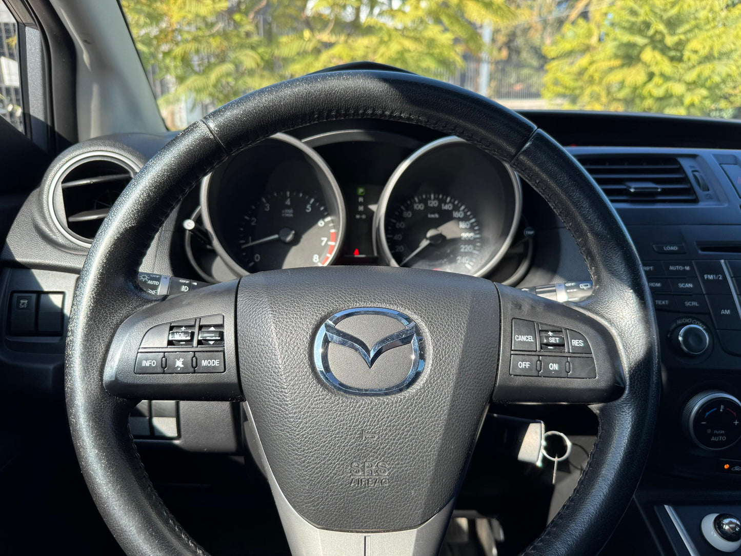 MAZDA 5 AUTOMATICA FULL TECHO 2016