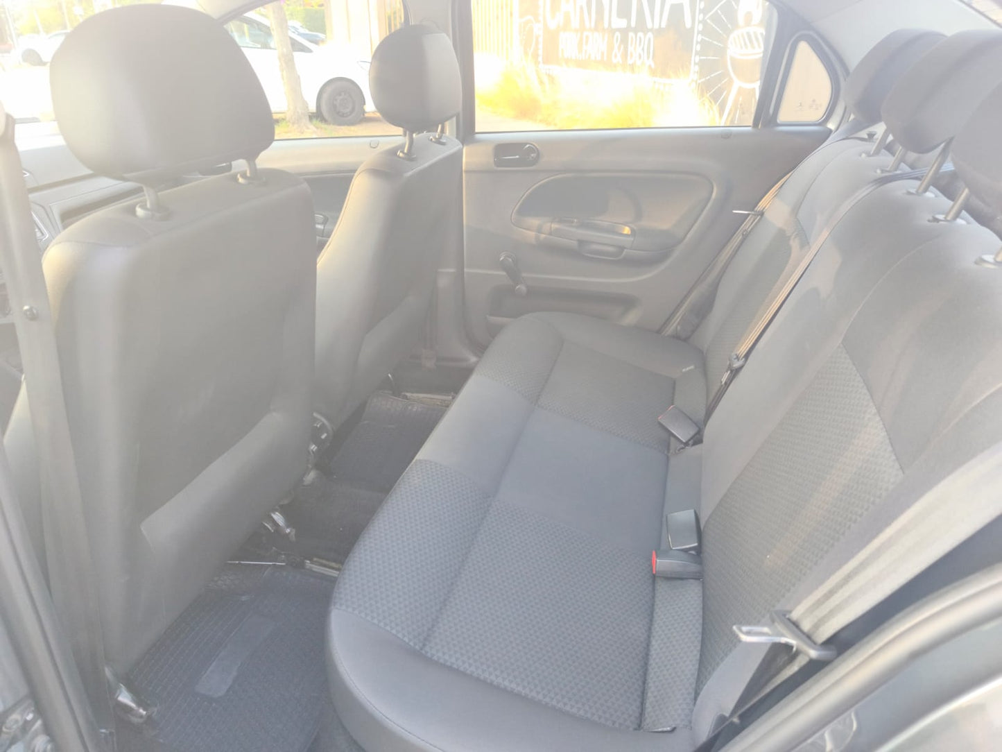 VENDIDO - VOLKSWAGEN VOYAGE TRENDLINE MT 1.6