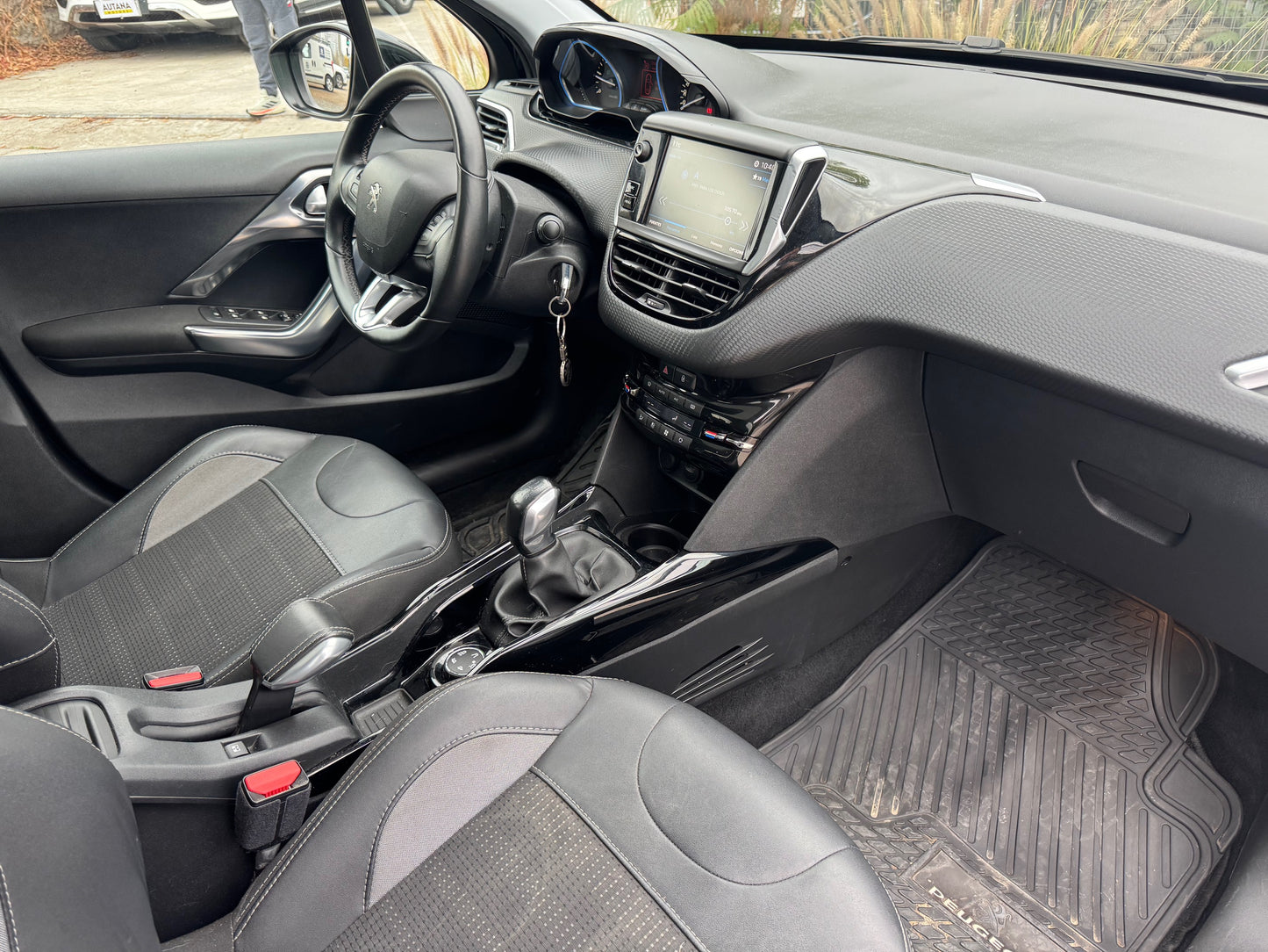 VENDIDO - PEUGEOT 2008 DIESEL ALLURE 2020