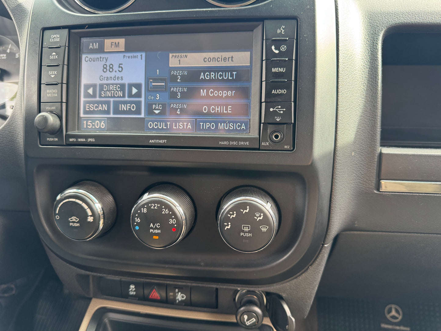 VENDIDO - JEEP COMPASS SPORT 4X4 2012