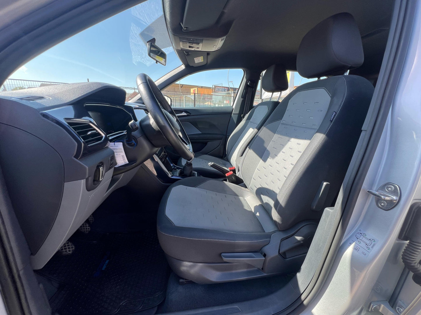 VENDIDA - VOLKSWAGEN TCROSS COMFORTLINE 2023