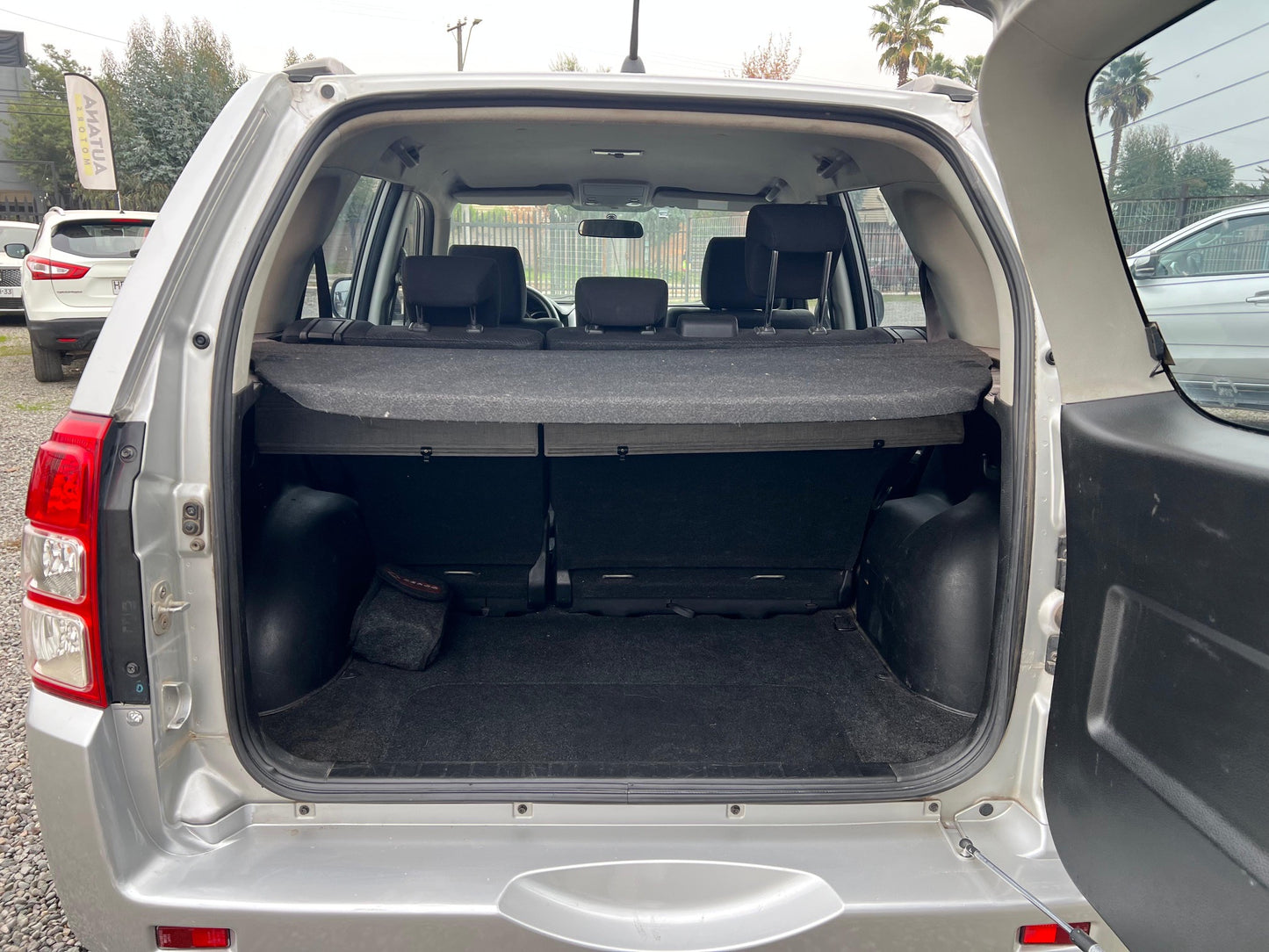 VENDIDO - SUZUKI GRAND NOMADE GLX SPORT 2016