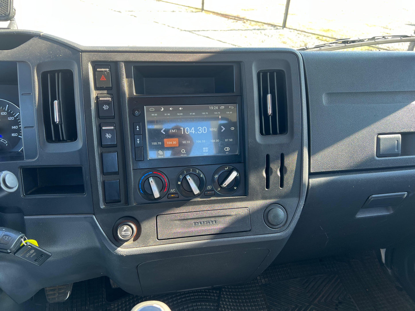 MAXUS C35 2021