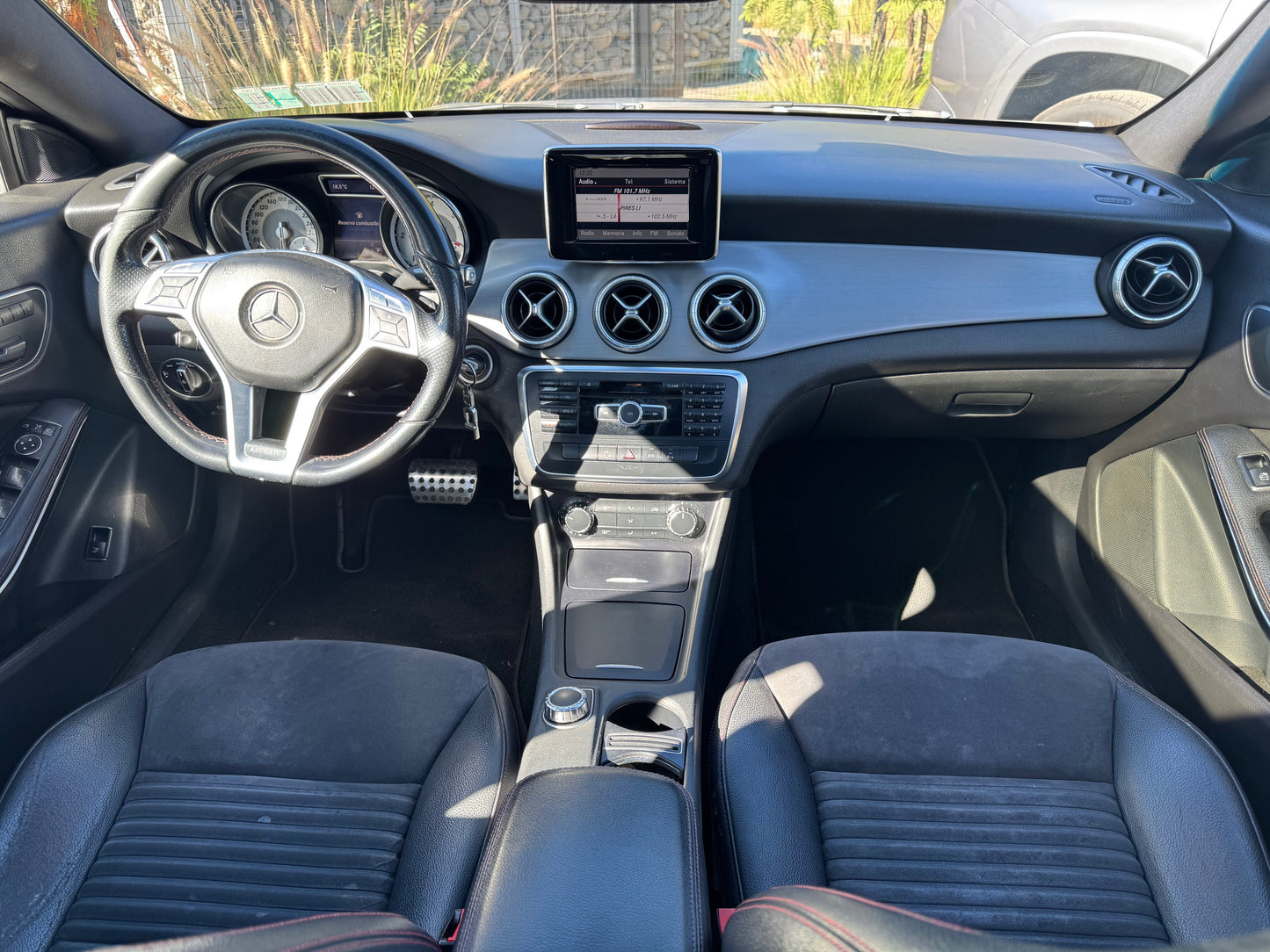 VENDIDO - MERCEDES BENZ CLA 220 2013
