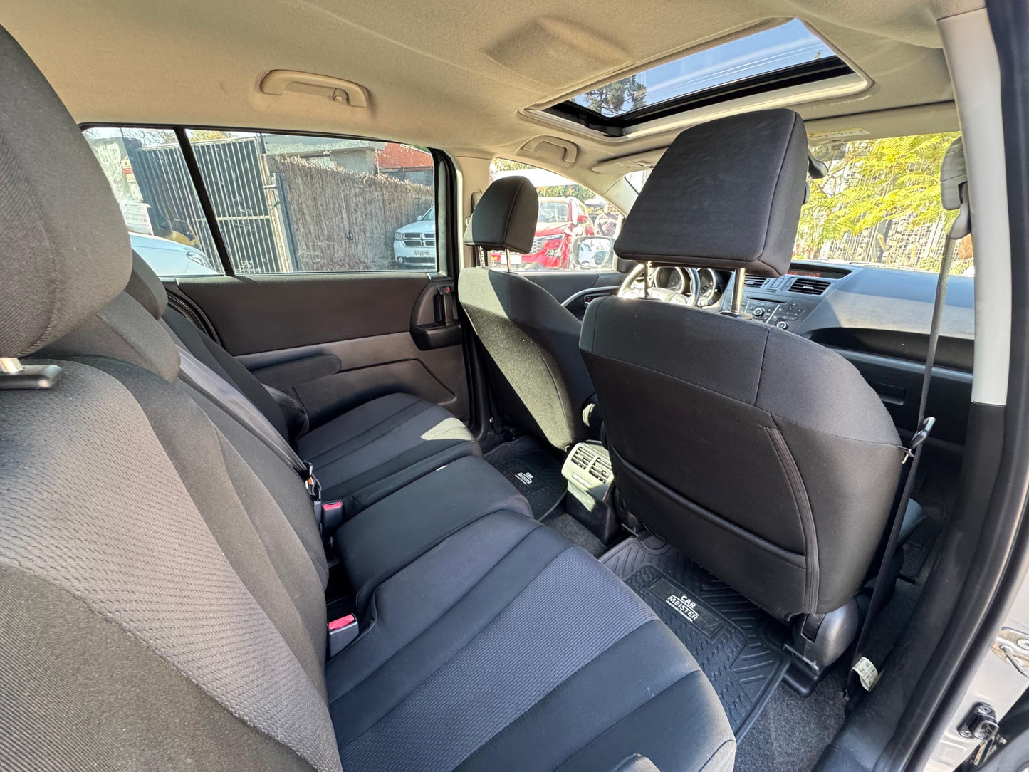 MAZDA 5 AUTOMATICA FULL TECHO 2016