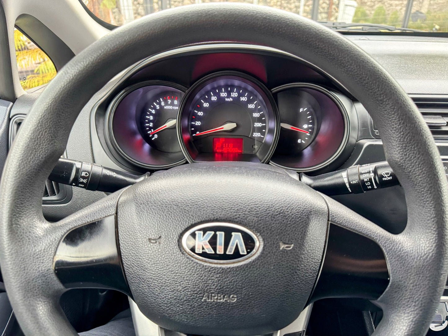 KIA RIO 4 AUTOMATICO 2013
