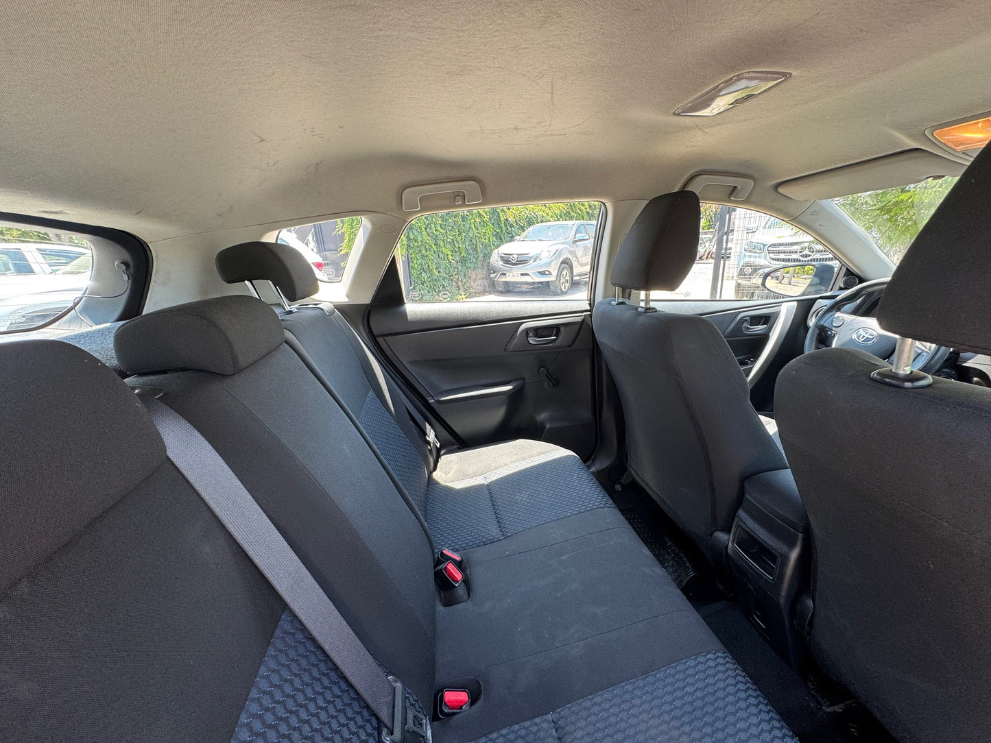 TOYOTA AURIS LEi FULL 2014
