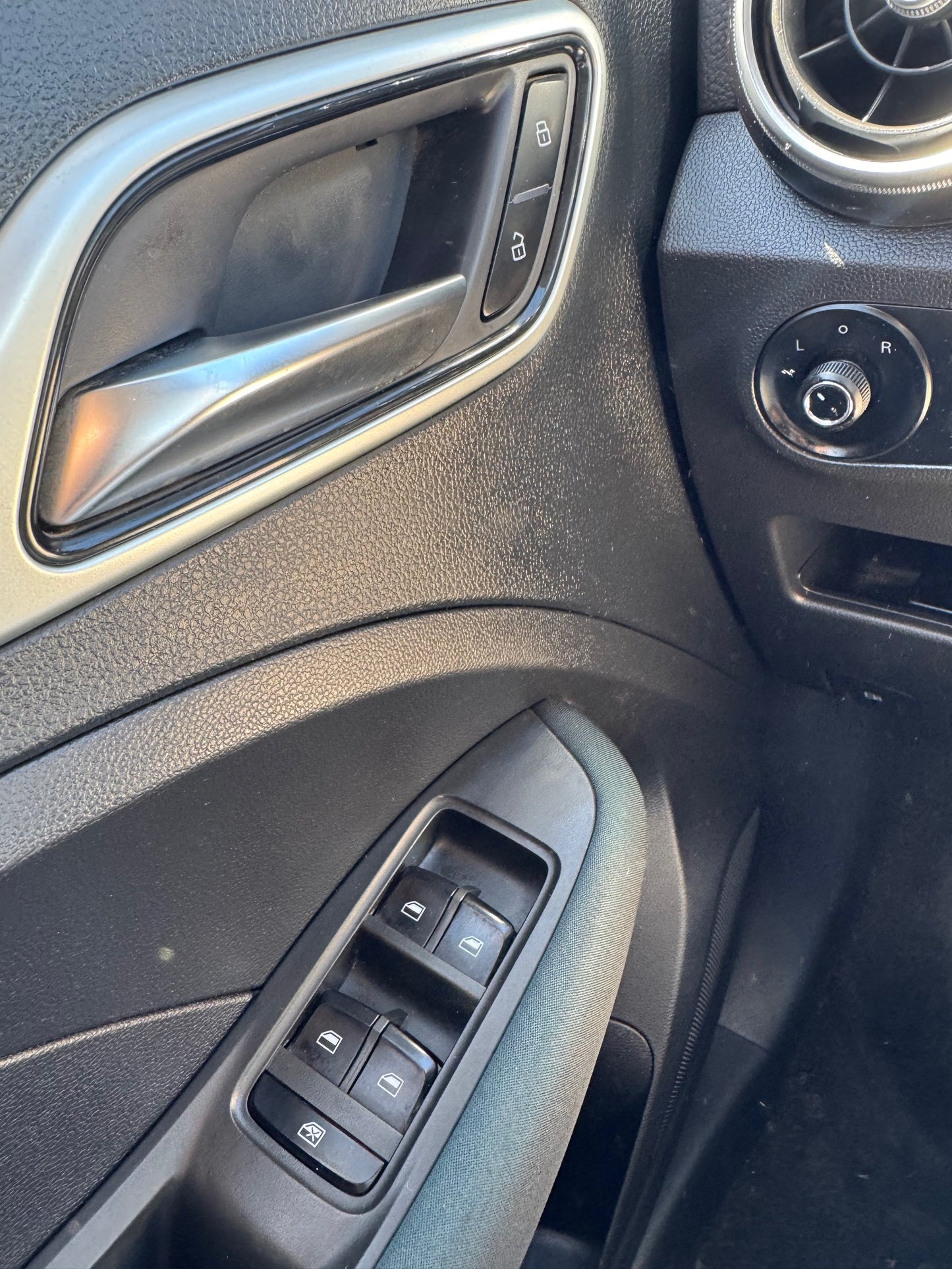 MG ZS STD 1.5 FULL 2020