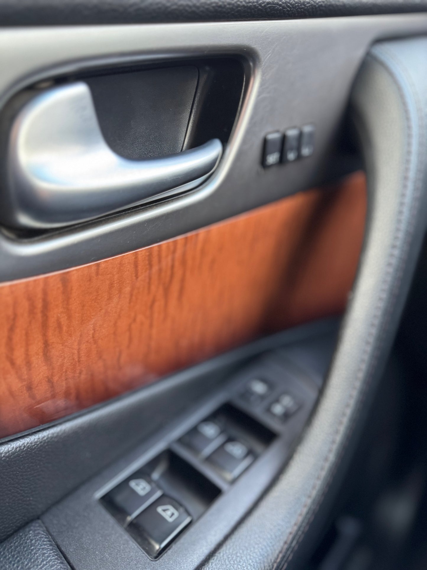 INIFINITI QX70 AWD 2015