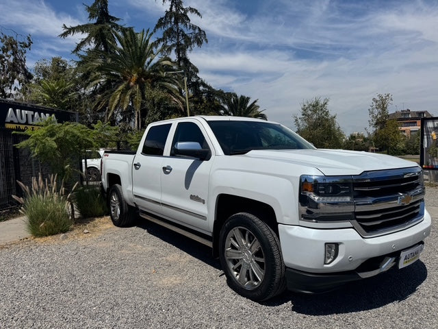 CHEVROLET SILVERADO HIGH COUNTRY