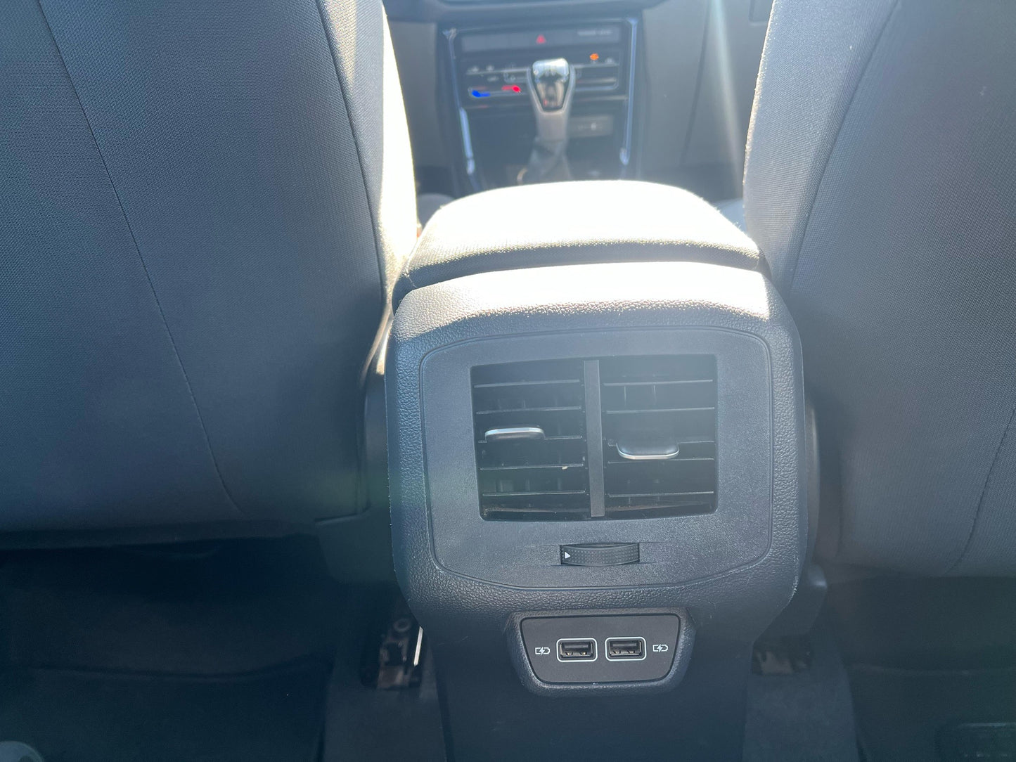 VENDIDA - VOLKSWAGEN TCROSS COMFORTLINE 2023