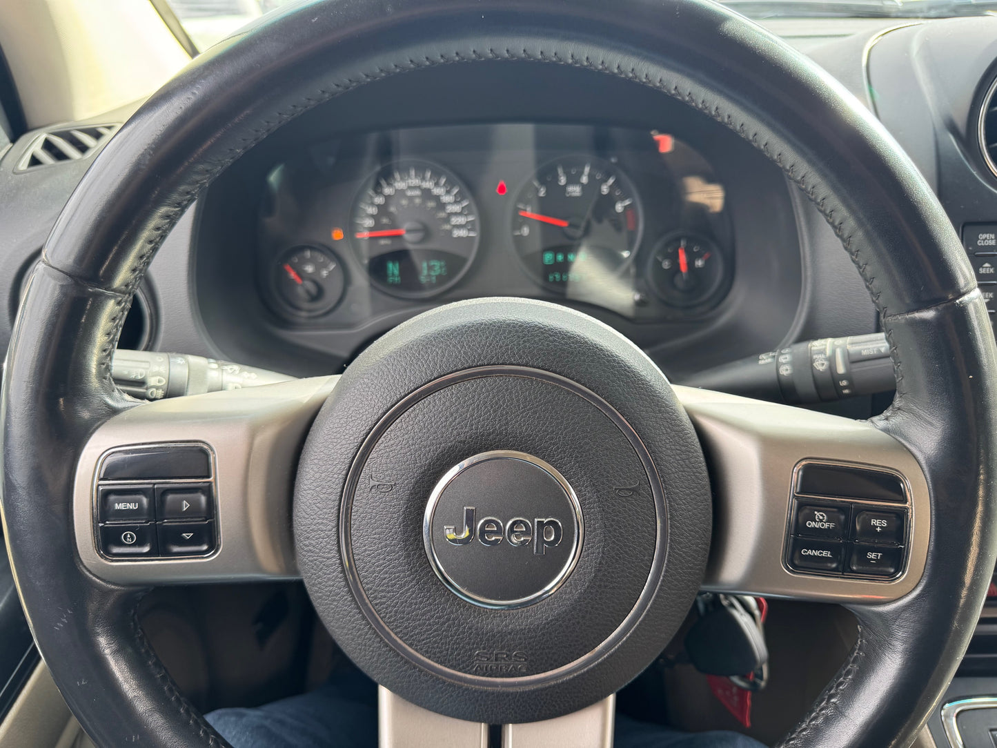 VENDIDO - JEEP COMPASS SPORT 4X4 2012