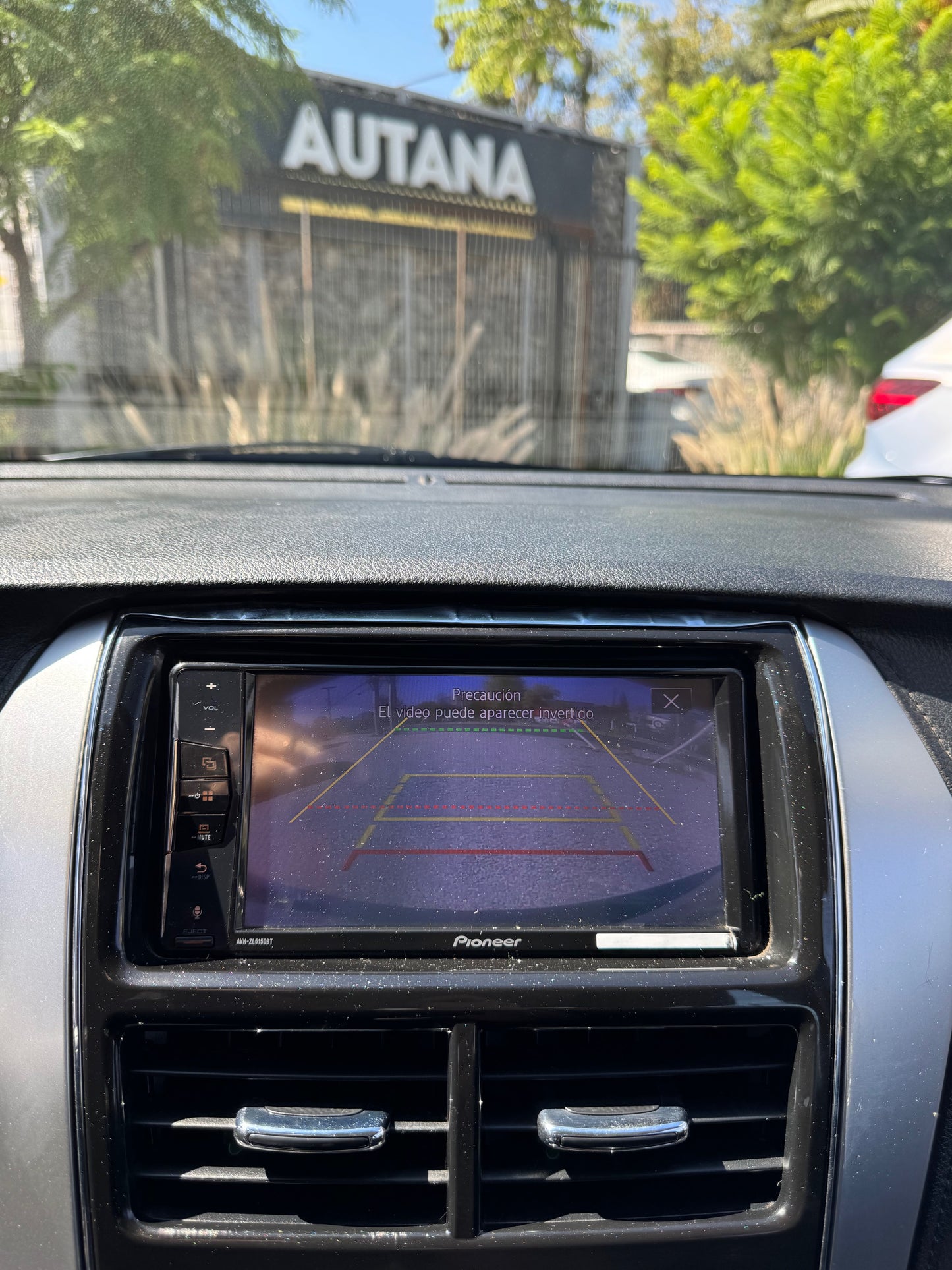 TOYOTA YARIS E AUTOMATIC 2019