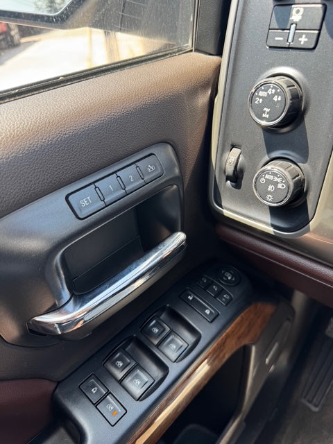 CHEVROLET SILVERADO HIGH COUNTRY
