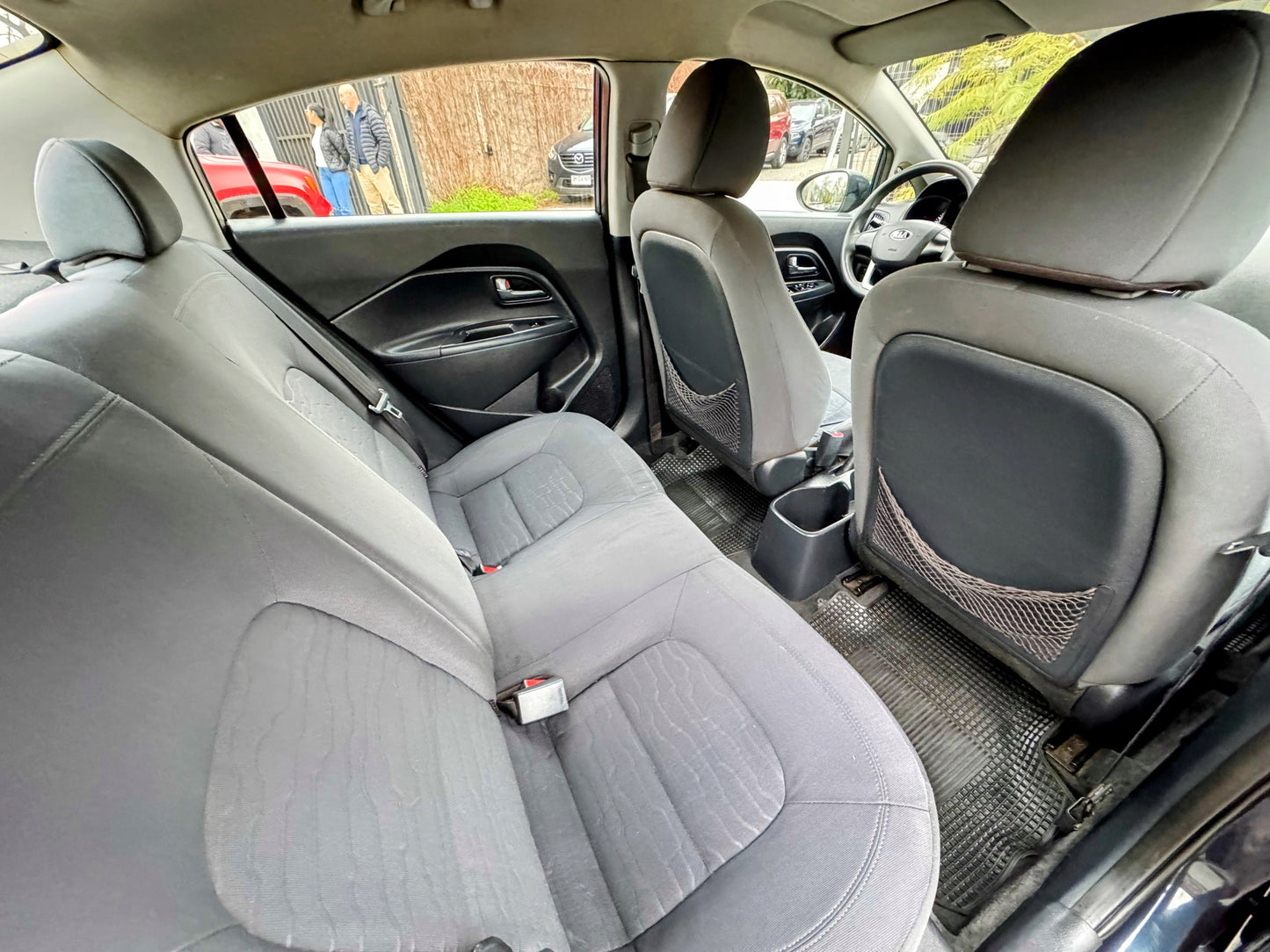 KIA RIO 4 AUTOMATICO 2013