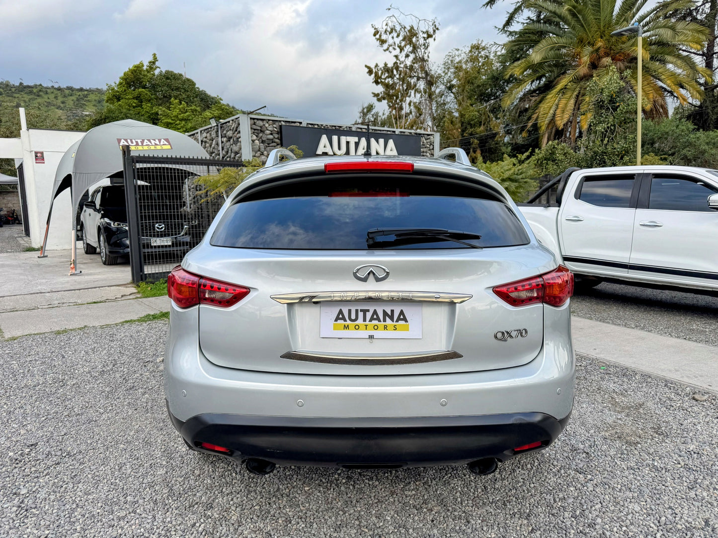 INIFINITI QX70 AWD 2015