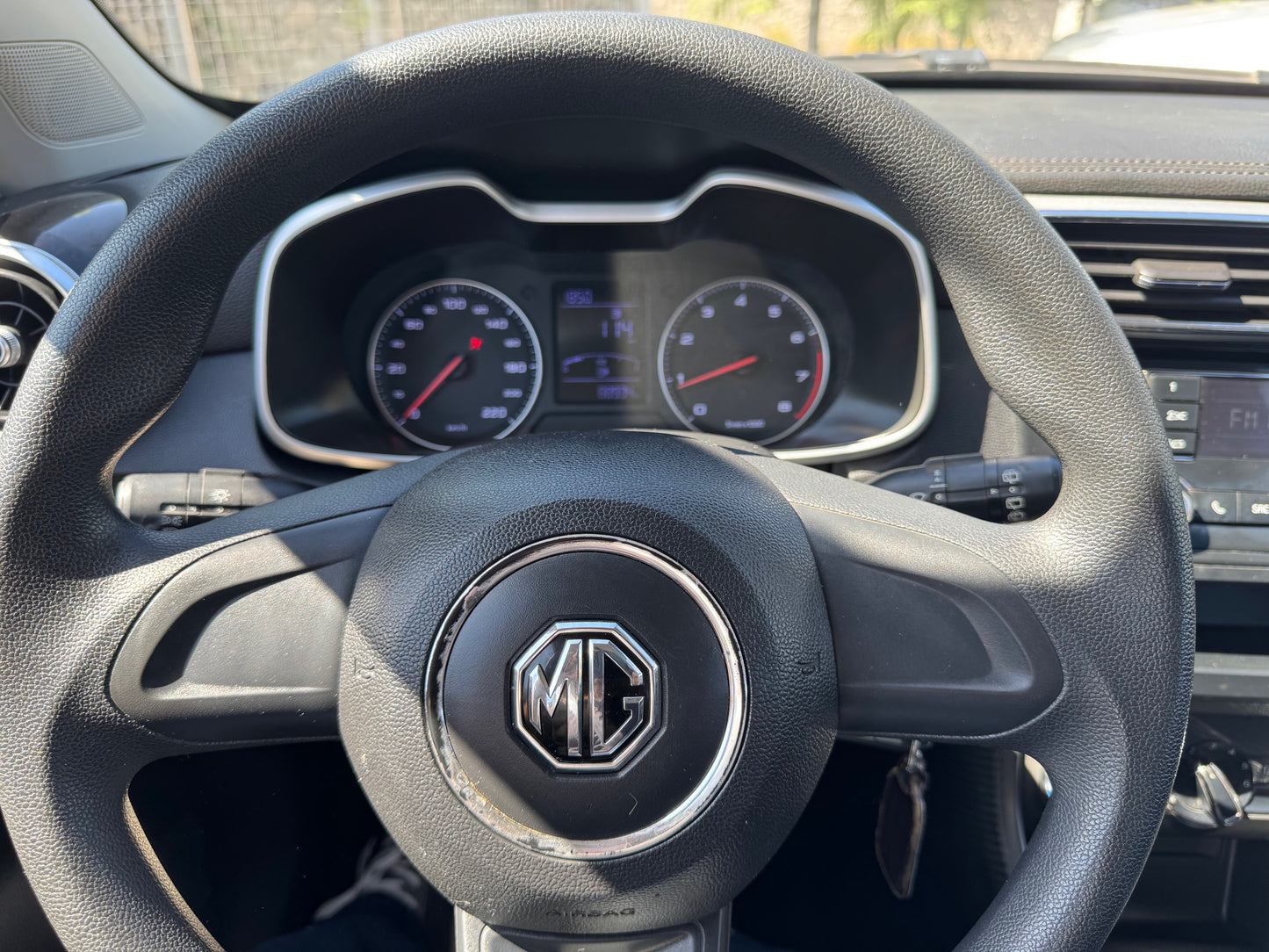 MG ZS STD 1.5 FULL 2020