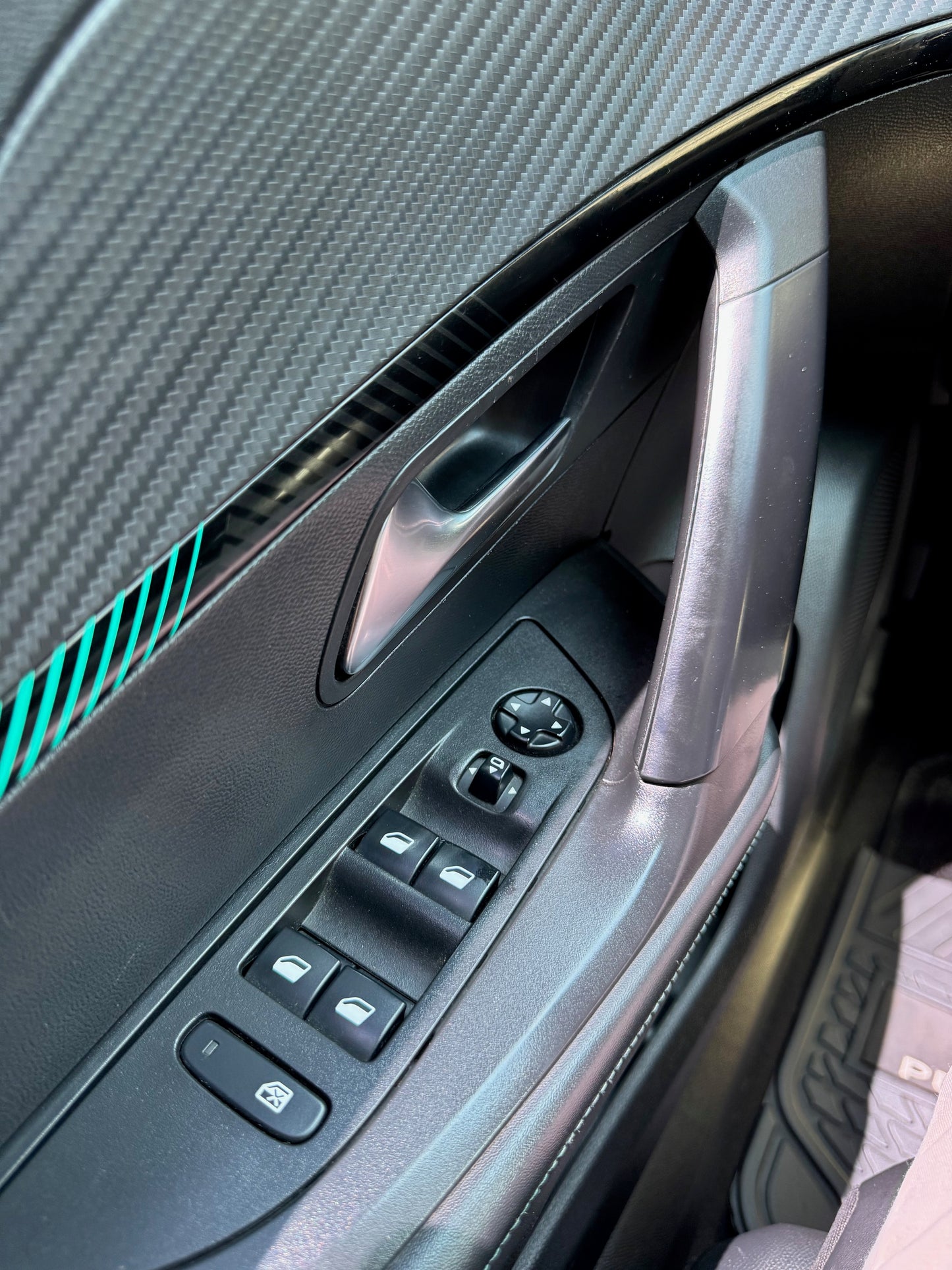 PEUGEOT 2008 ALLURE PACK 2021
