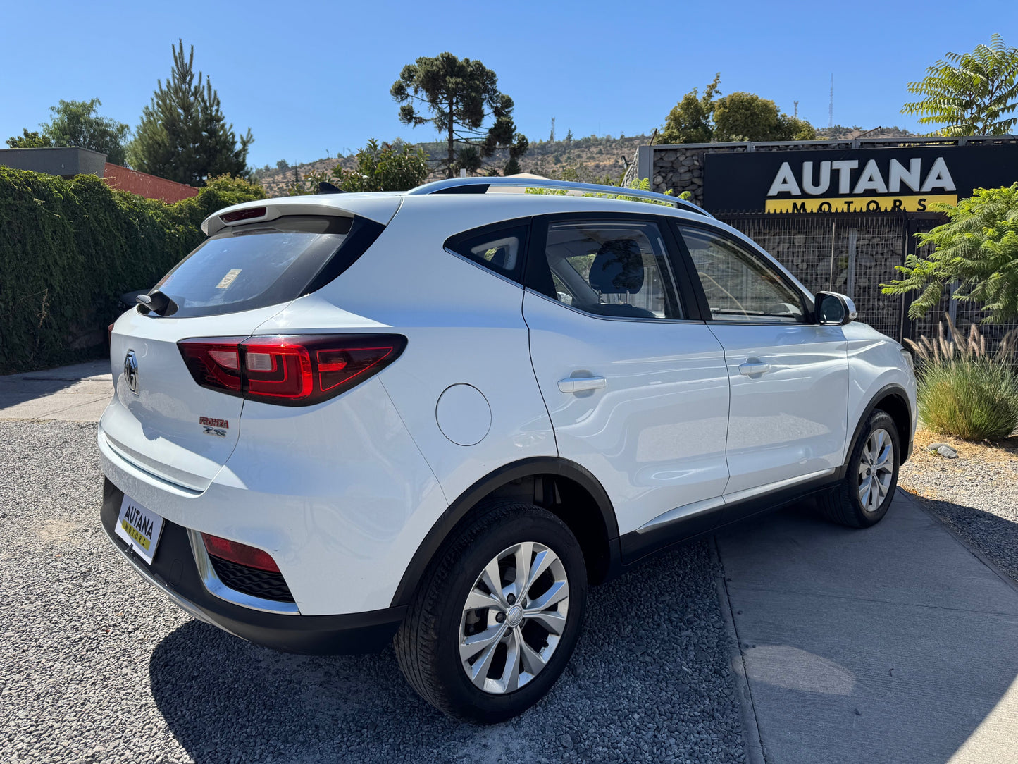 MG ZS STD 1.5 FULL 2020