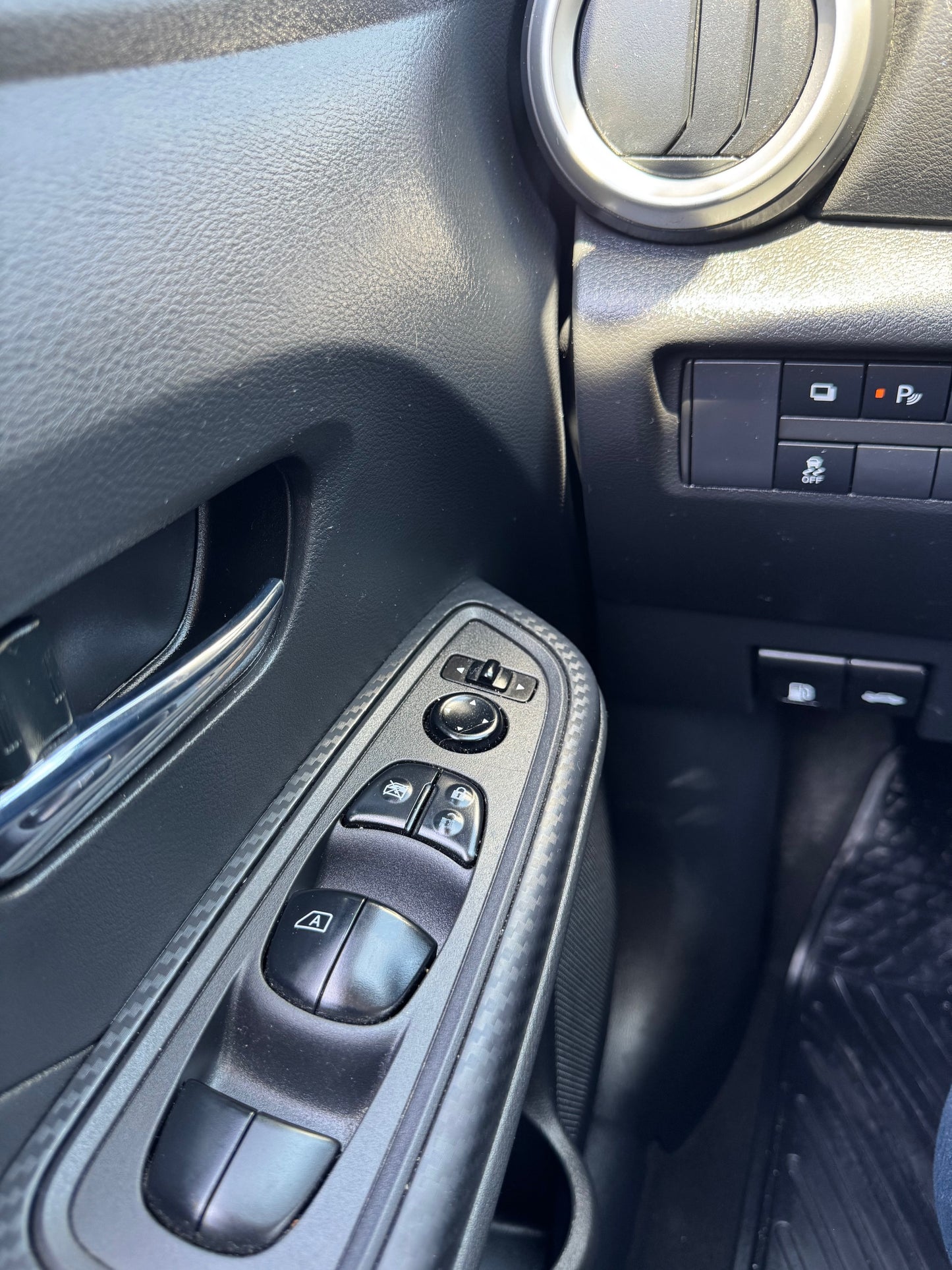 NISSAN NEW VERSA 2021