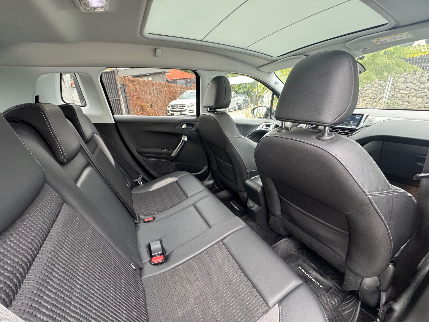 VENDIDO - PEUGEOT 2008 DIESEL ALLURE 2020