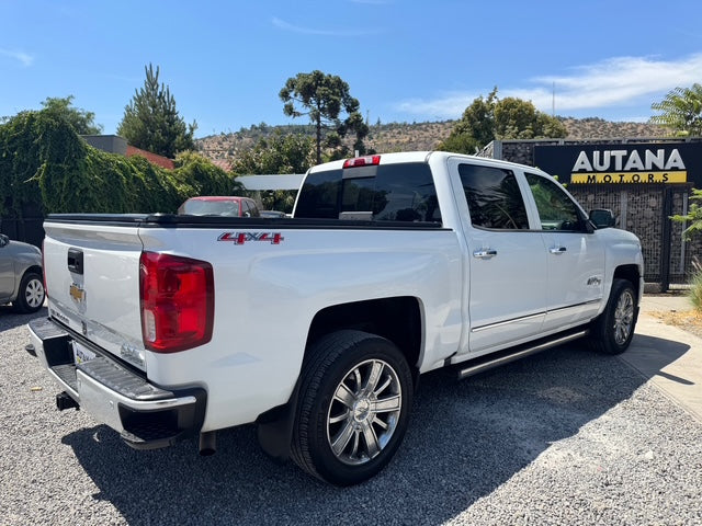 CHEVROLET SILVERADO HIGH COUNTRY