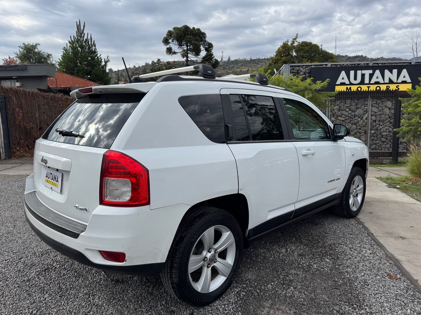 VENDIDO - JEEP COMPASS SPORT 4X4 2012