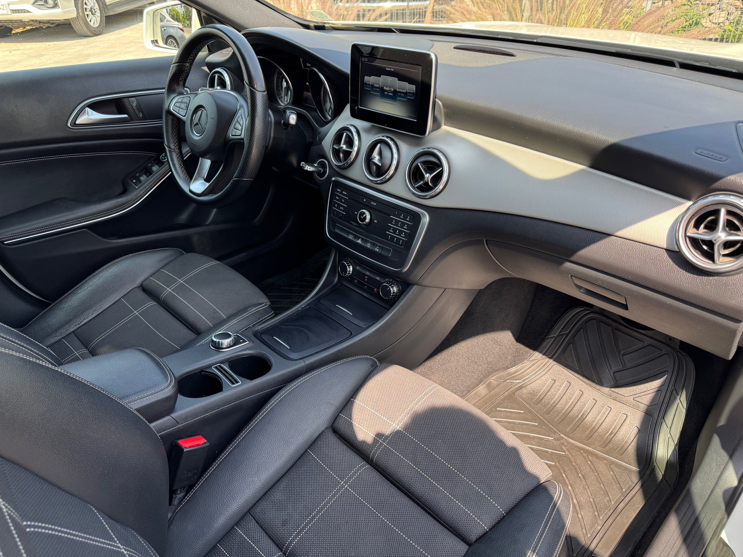 MERCEDES GLA 200 DCT7 2017