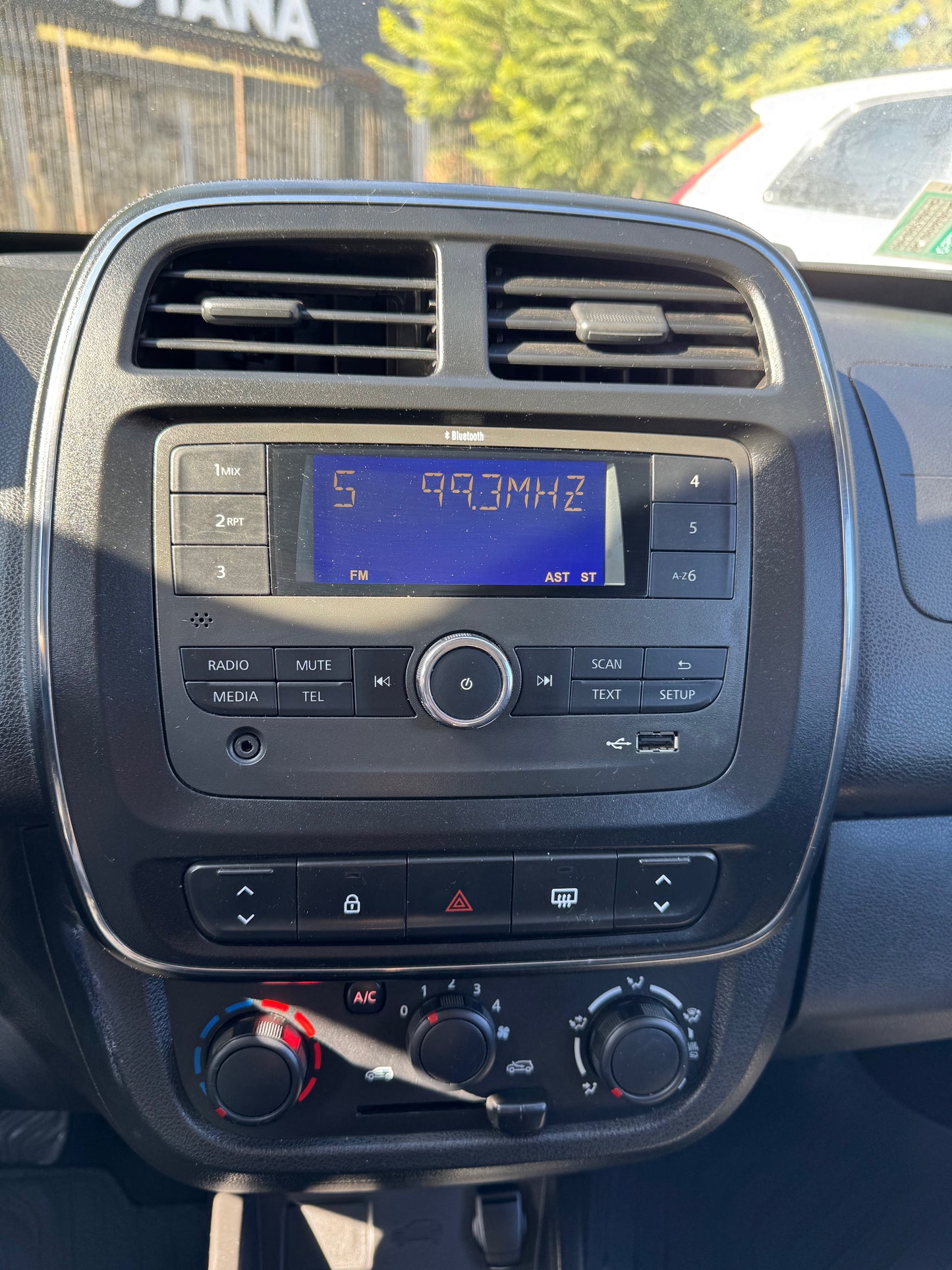 RENAULT KWID 1.0 2024