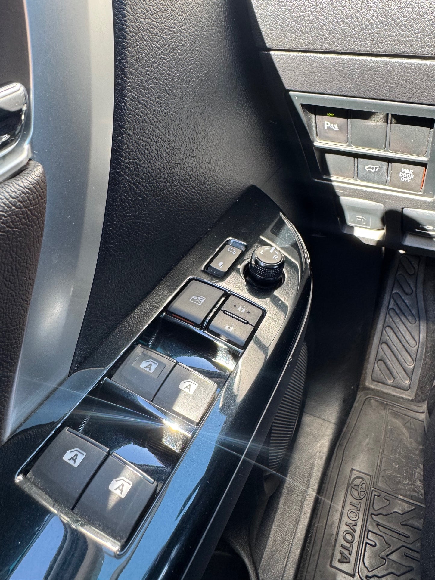 TOYOTA FORTUNER SRX 2020
