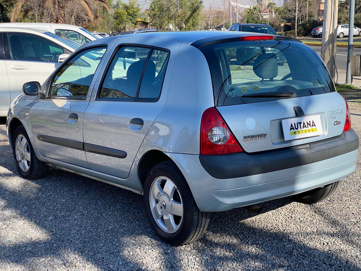 RENAULT CLIO PRIVILEGE FULL
