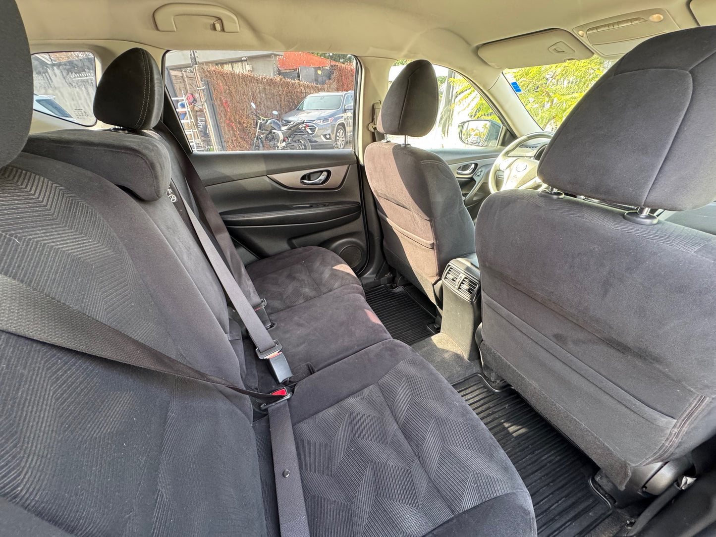VENDIDA - NISSAN XTRAIL AUT. 2015