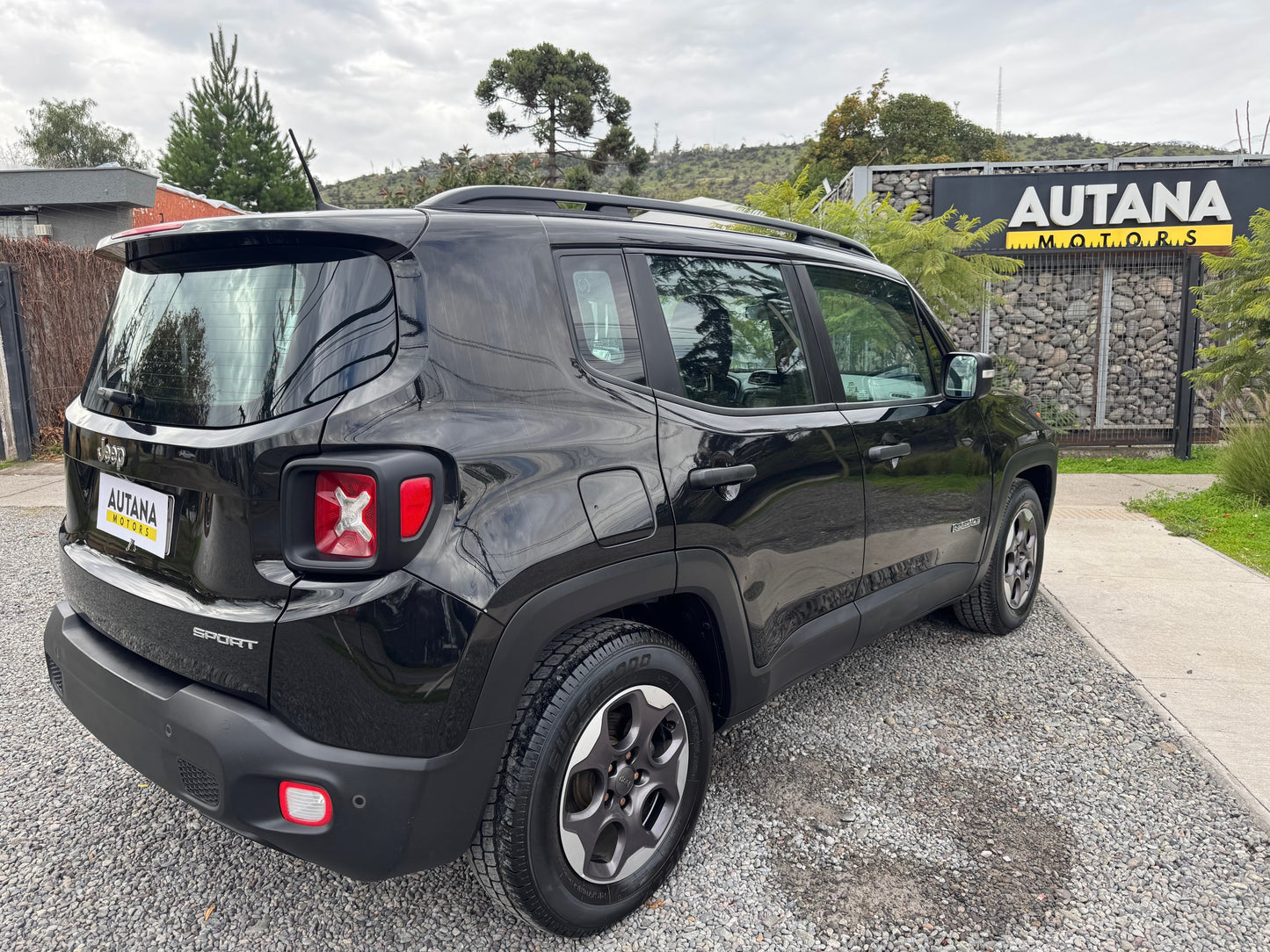 VENDIDO - JEEP RENEGADE LX SPORT AUT. 2018