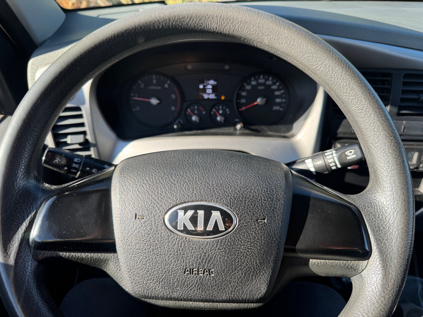 VENDIDO - KIA FRONTIER DELUXE 2021