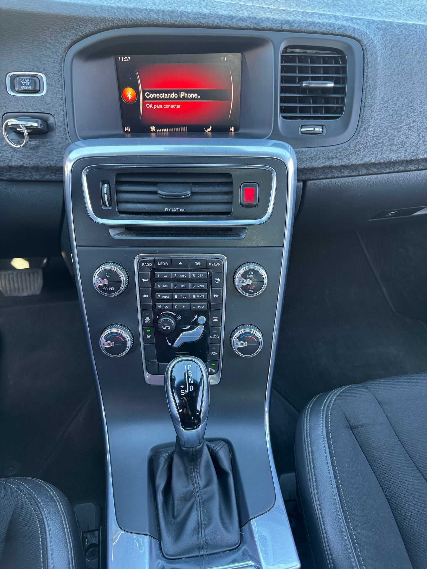VENDIDO - VOLVO S60 D2 COMFORT DIESEL 2019