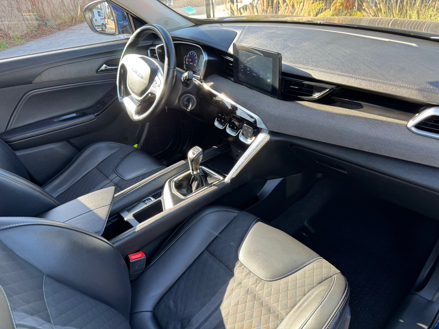 VENDIDA - BAIC X35 LUXURY 2021