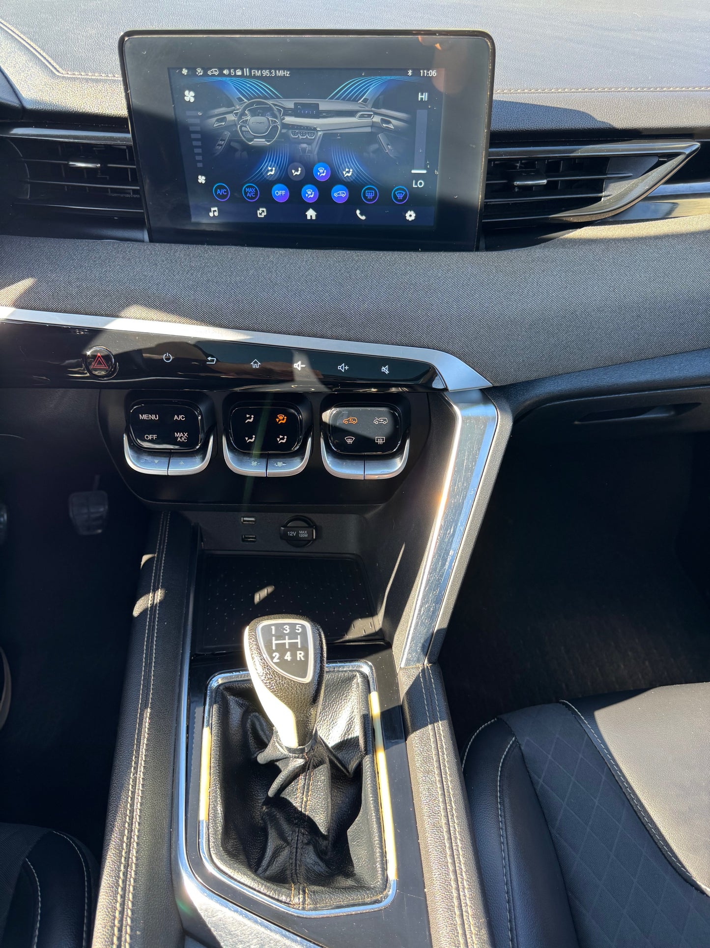 VENDIDA - BAIC X35 LUXURY 2021
