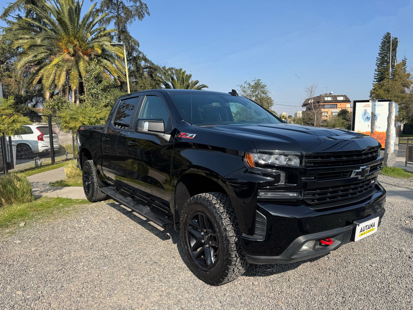 VENDIDA - CHEVROLET SILVERADO Z71 4X4 TRAIL BOSS 2020