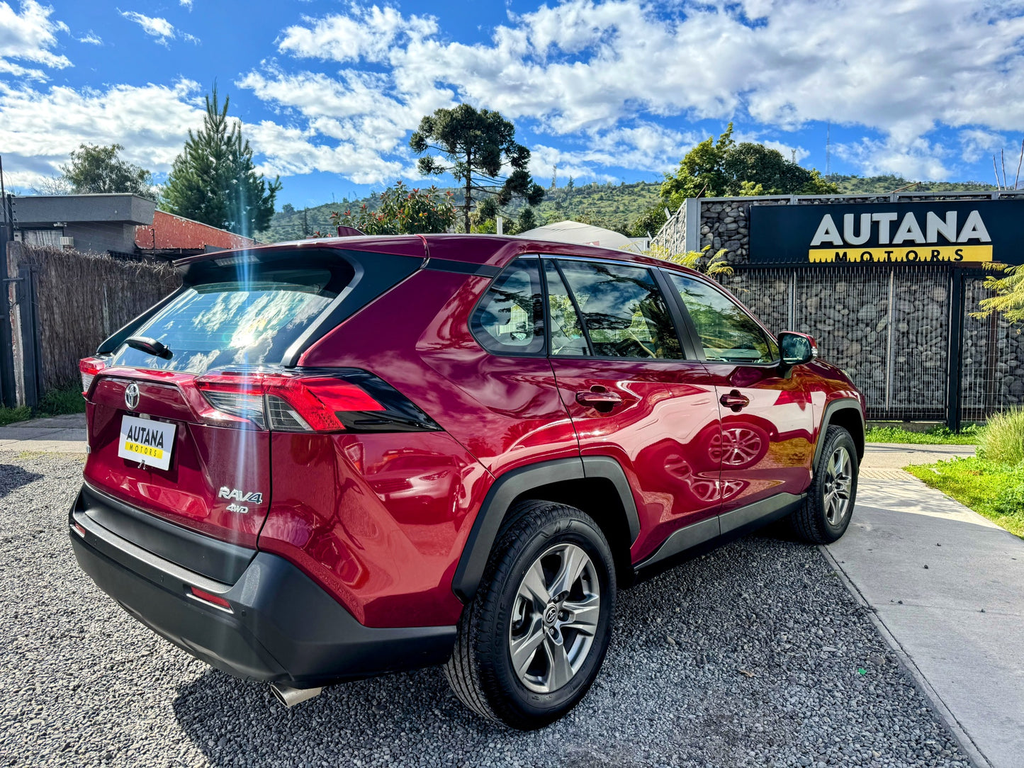 TOYOTA RAV4 4X4 2025