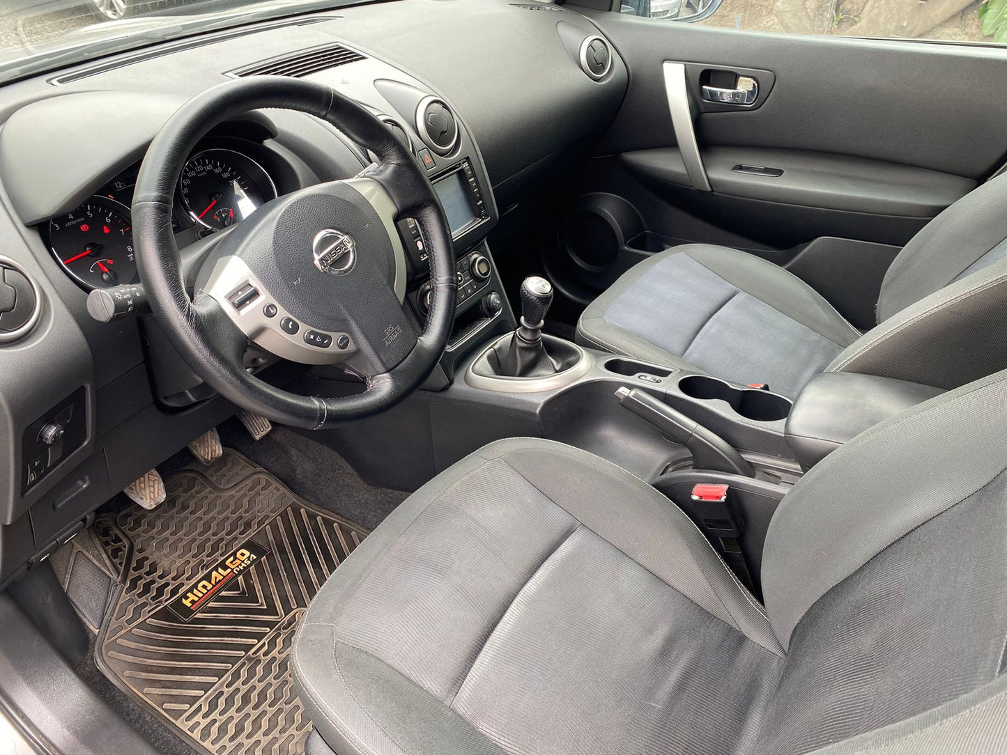 NISSAN QASHQAI 2.0 FULL CAJA SEXTA 2012