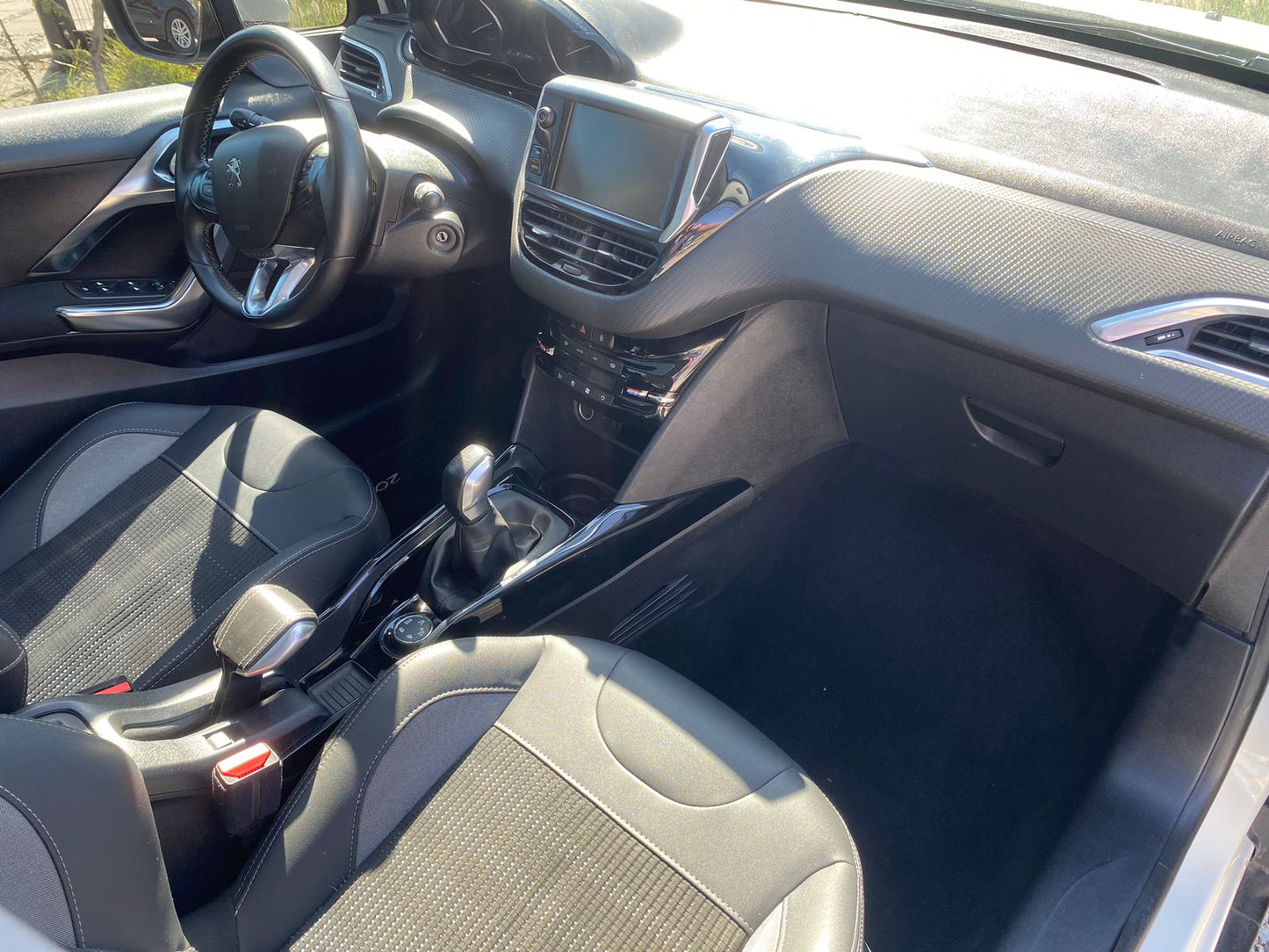 PEUGEOT 2008 DIESEL 2019