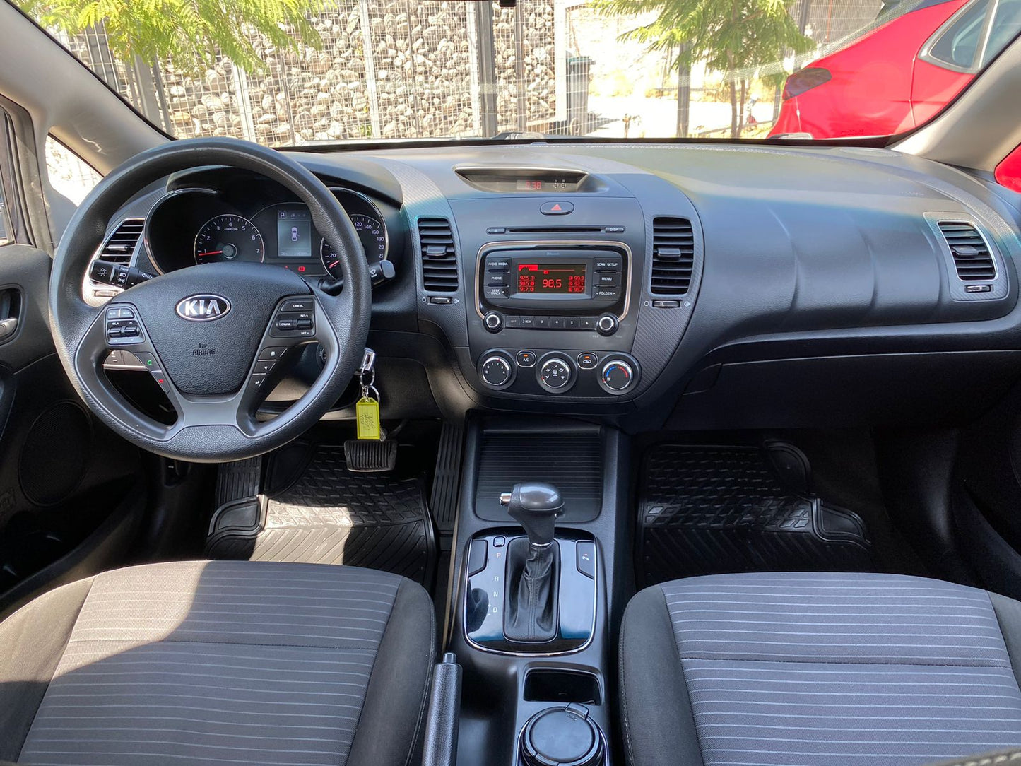 KIA CERATO EX FULL AUTOMATICO 2017
