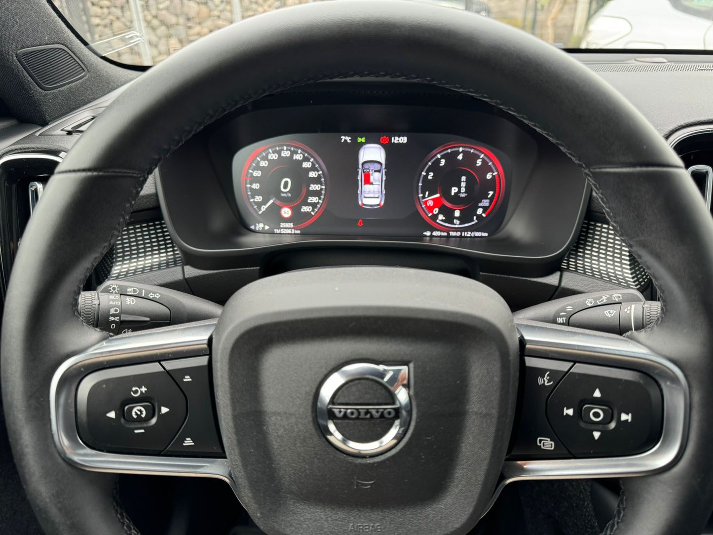 VOLVO XC40 MILD HYBRID B5 AWD ULTIMATE R-DESIGN KIT POLESTAR