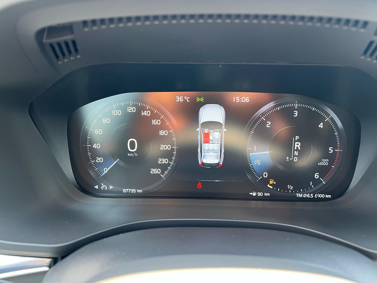 VOLVO XC60 DIESEL D4 MOMENTUM 2021