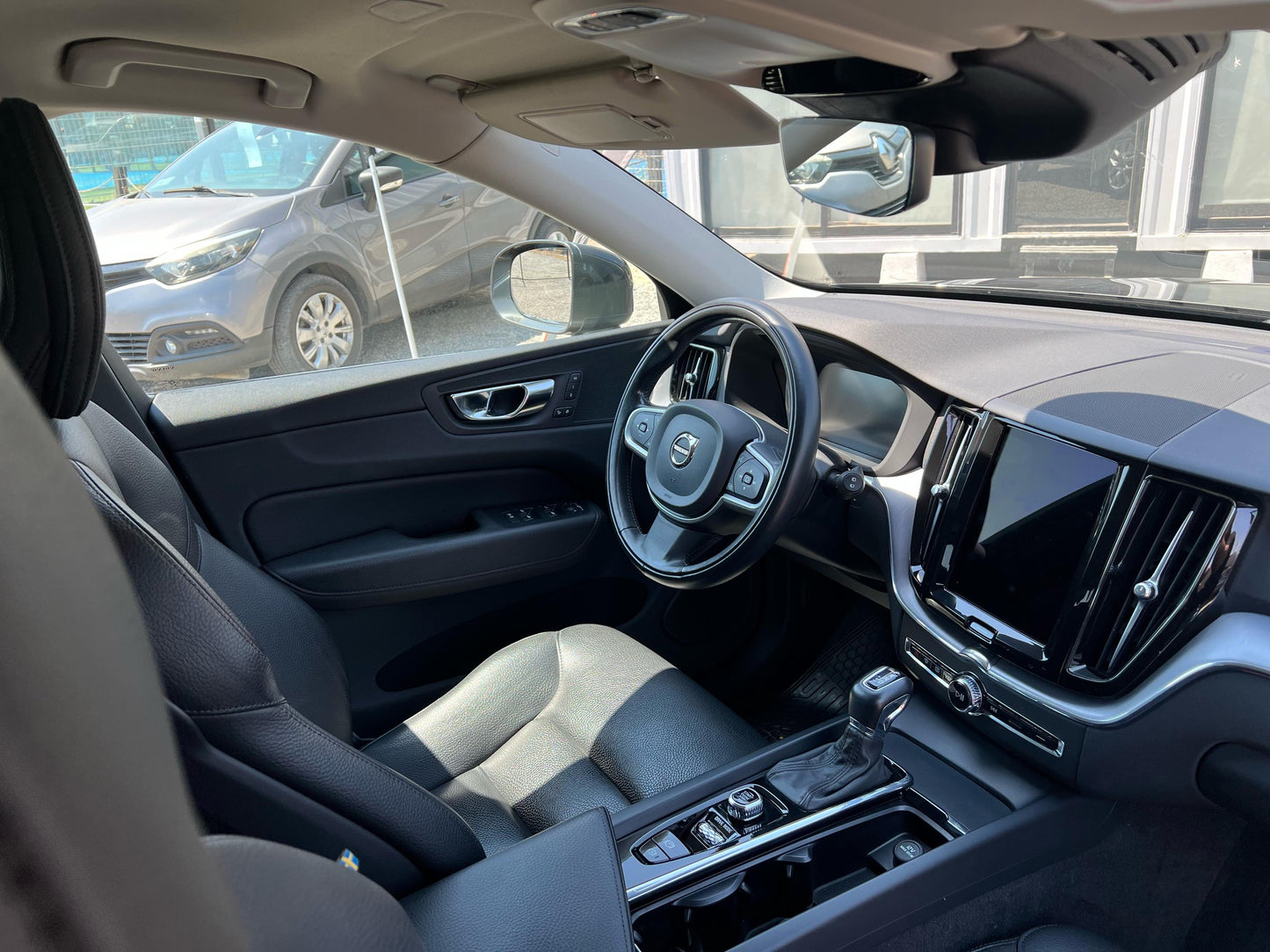 VOLVO XC60 DIESEL D4 MOMENTUM 2021