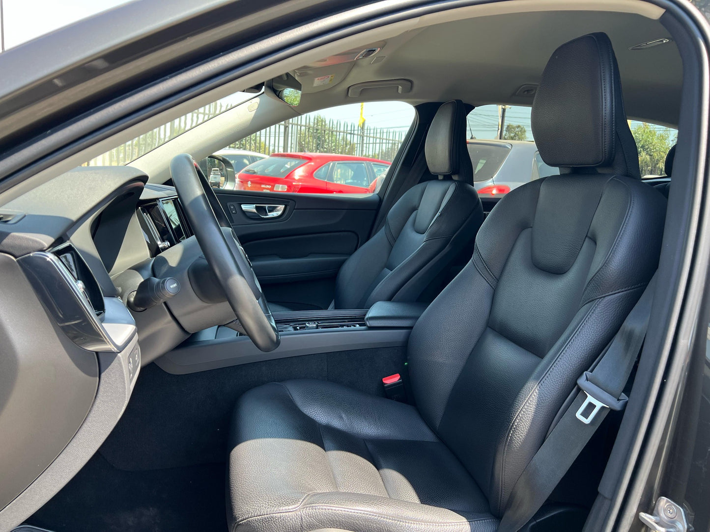 VOLVO XC60 DIESEL D4 MOMENTUM 2021