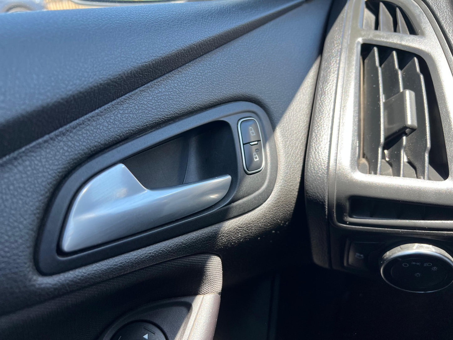 FORD FOCUS SEDAN 2.0 SE FULL 2016