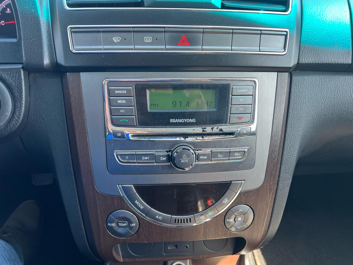 SSANGYONG REXTON W DIESEL 2015