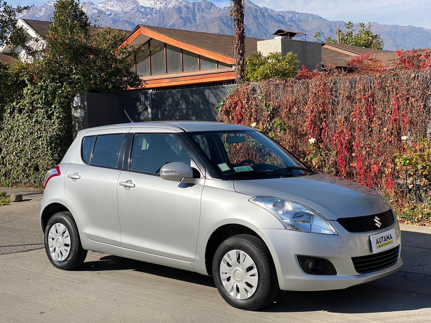 SUZUKI SWIFT 2014 - Vendido